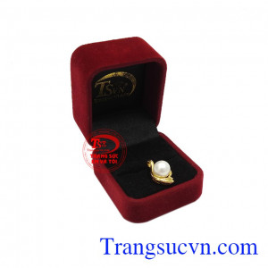 Ngọc trai có giấy kiểm định đá quý uy tín. Mặt dây vàng ngọc trai quý phái