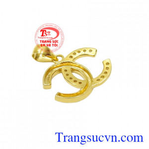 Mặt dây vàng tây tinh tế nhận đặt chế tác, giao hàng trên toàn quốc.