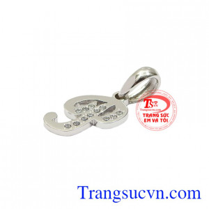 Sản phẩm phù hợp với mọi lứa tuổi và dễ dàng kết hợp với nhiều kiểu trang phục phong cách khác nhau.