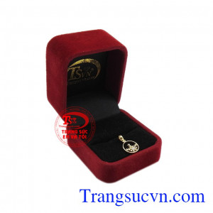 Mặt hoa tuyết vàng chế tác từ vàng tây 10k bền đẹp.