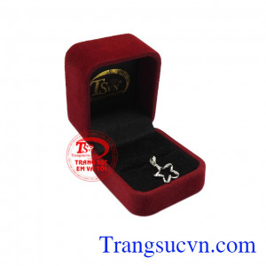 Mặt nữ ngôi sao may mắn nhận đặt chế tác theo yêu cầu.
