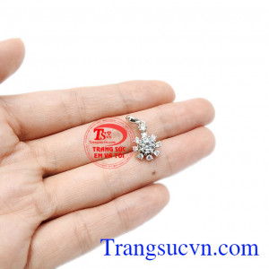 Mặt nữ vàng trắng tinh tế chế tác từ vàng tây 10k bền đẹp. 