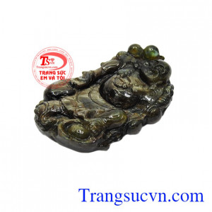 Người ta tin rằng, đeo phật Di Lặc bên người sẽ giúp giảm bớt âu lo, tránh tai ương, tăng vận may về tài lộc cho người sở hữu.