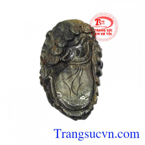 Do vậy vị Phật này rất được kính trọng và thờ phụng ở các nước phương Đông.