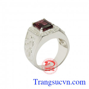 Nhẫn bạc nam granat quyền lực