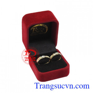 Nhẫn cưới theo nhu cầu chất lượng.