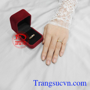 Nhẫn cưới theo nhu cầu