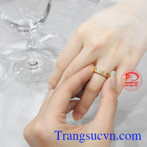 Nhẫn cưới vàng tây ấn tượng chất lượng.