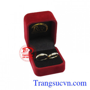 Nhẫn cưới vàng tây chung thủy thanh toán an toàn.