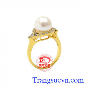 Nhẫn ngọc trai kỳ diệu