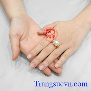 Nhẫn ngọc trai kỳ diệu