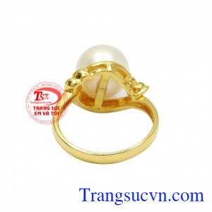Sản phẩm có giấy kiểm định đá quý. Nhẫn nữ ngọc trai quý phái