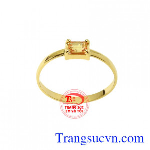 Nhẫn nữ saphir vàng may mắn giao hàng trên toàn quốc.
