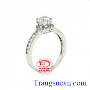 Nhẫn nữ vàng trắng lộng lẫy