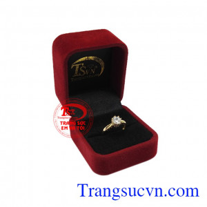 Sản phẩm phù hợp để làm quà tặng cho người ấy vào dịp đặc biệt. Nhẫn vàng phong cách quý cô