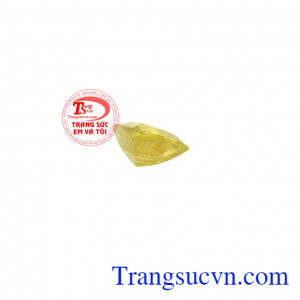 Sản phẩm có thể kết hợp cùng vàng hoặc bạc để làm trang sức phong thủy. Saphir vàng ép vỉ an nhiên