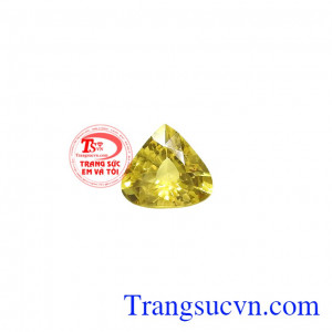 Saphir vàng ép vỉ an nhiên kiểu dáng mới lạ, độc đáo. 