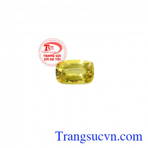 Saphir vàng ép vỉ hưng thịnh với kiểu dáng hình gối chữ nhật phù hợp làm mặt dây, nhẫn và lắc tay.