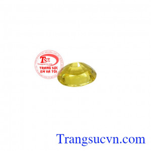 Những năng lượng tích cực trong viên đá sẽ giúp xua đuổi điều xui xẻo, không may mắn và mang đến vận may cho chủ nhân. Saphir vàng ép vỉ tài lộc