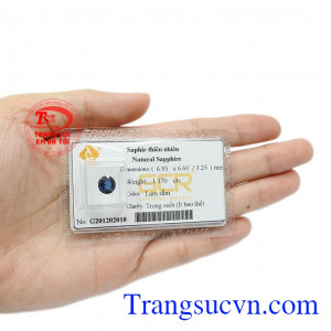Viên saphir thiên nhiên quyền quý