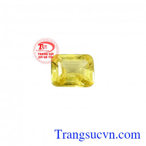 Viên saphir vàng phú quý là viên đá hộ mệnh cho người sinh tháng 9. 