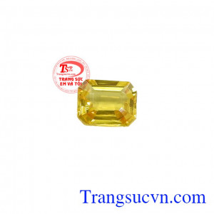 Viên saphir vàng thịnh vượng tượng trưng cho sự giàu có, phú quý và thành công.