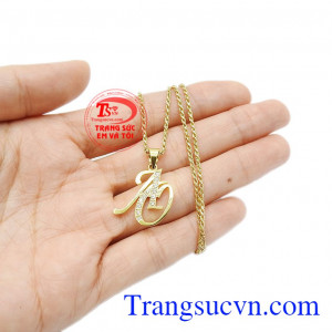 Trang sức chữ vẫn luôn được nhiều khách hàng yêu thích và lựa chọn. Bộ dây chữ AO gắn kim cương