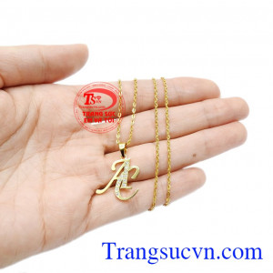 Bộ trang sức dễ dàng kết hợp cùng các trang phục và phụ kiện. Bộ trang sức chữ AC đẹp