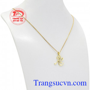Bộ trang sức chữ AC đẹp phong cách và hợp thời trang.