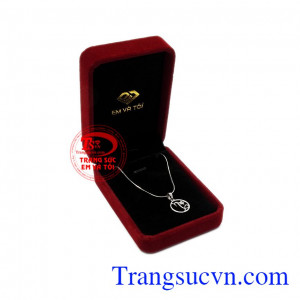 Sản phẩm được giao hàng toàn quốc, thanh toán an toàn. Bộ trang sức chữ tinh tế