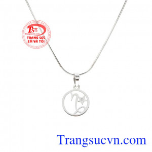 Bộ trang sức chữ tinh tế nhận đặt chế tác theo yêu cầu. 