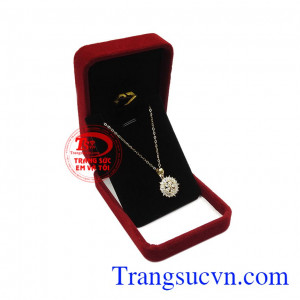 Bộ trang sức lấp lánh vàng tây