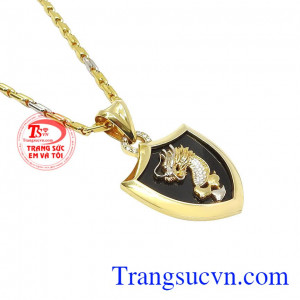 Chính vì thế mà các sản phẩm chạm khắc hình rồng luôn được phái mạnh đặc biệt yêu thích và lựa chọn. Bộ trang sức nam khiên rồng