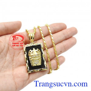 Bộ trang sức nam vương quyền thể hiện sự mạnh mẽ, bản lĩnh cho phái mạnh. Bộ trang sức nam vương quyền