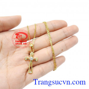 Đây cũng là trang sức được rất nhiều khách hàng yêu thích và lựa chọn. Bộ trang sức thập tự giá vàng