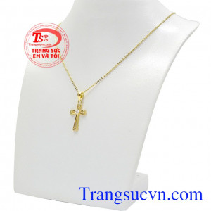 Trang sức thánh giá giúp nhắc nhở về sự hy sinh của Chúa với nhân loại. Bộ trang sức thập tự giá vàng