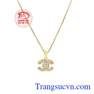 Bộ trang sức vàng ấn tượng bảo hành uy tín, giao hàng toàn quốc.