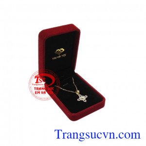 Sản phẩm nhận đặt chế tác theo yêu cầu, giao hàng trên toàn quốc. Bộ trang sức vàng yêu kiều