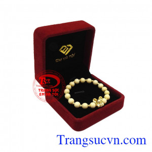 Sản phẩm nhận đặt chế tác theo yêu cầu. Chuỗi dâu tuổi tý đáng yêu