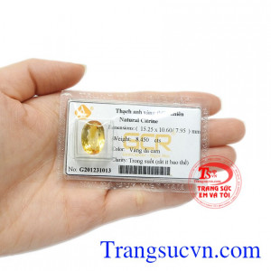 Trong phong thủy viên đá này có khả năng xua tan vận xui đem đến nhiều điều tốt lành, phú quý và tài lộc.