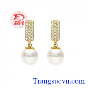 Hoa tai ngọc trai sang trọng