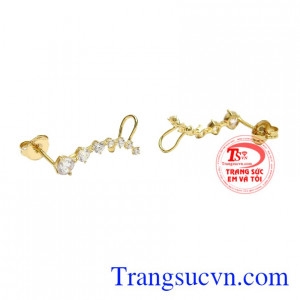 Hoa tai nữ ấn tượng hợp thời trang là món quà tặng xinh xắn dành cho người thân và bạn bè, giao hàng trên toàn quốc.