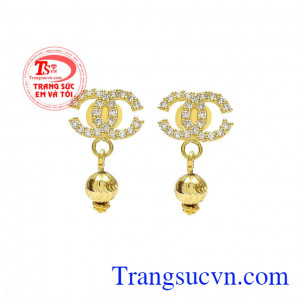 Hoa tai nữ phong cách