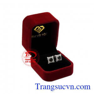 Trong phong thủy, đây là loại đá biểu tượng cho tình yêu và lòng chung thủy. Hoa tai sapphire ấn tượng