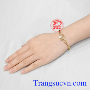 Lắc tay nữ may mắn tinh tế.