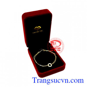 Lắc tay nữ tình yêu chất lượng.