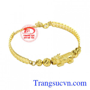 Tỳ hưu là linh vật biểu tượng cho tài lộc, giàu sang và thịnh vượng.