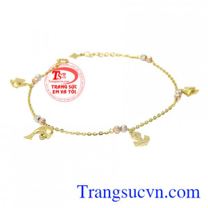 Với những chi tiết cá hay mỏ neo mang đến sự mới lạ và sinh động cho sản phẩm.