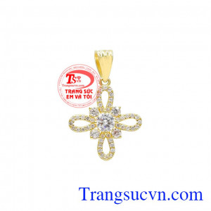 Mặt dây vàng yêu kiều