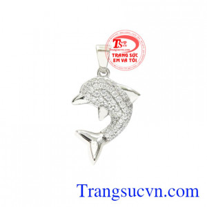 Mặt nữ vàng trắng cá heo là sản phẩm mới được nhập khẩu từ Hàn Quốc.